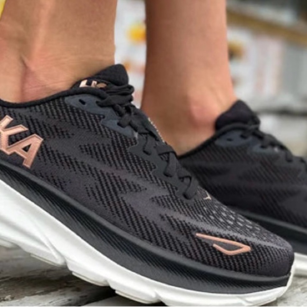 Hoka Clifton 9 Rose Gold and Black Athletic Shoes with Sleek Design